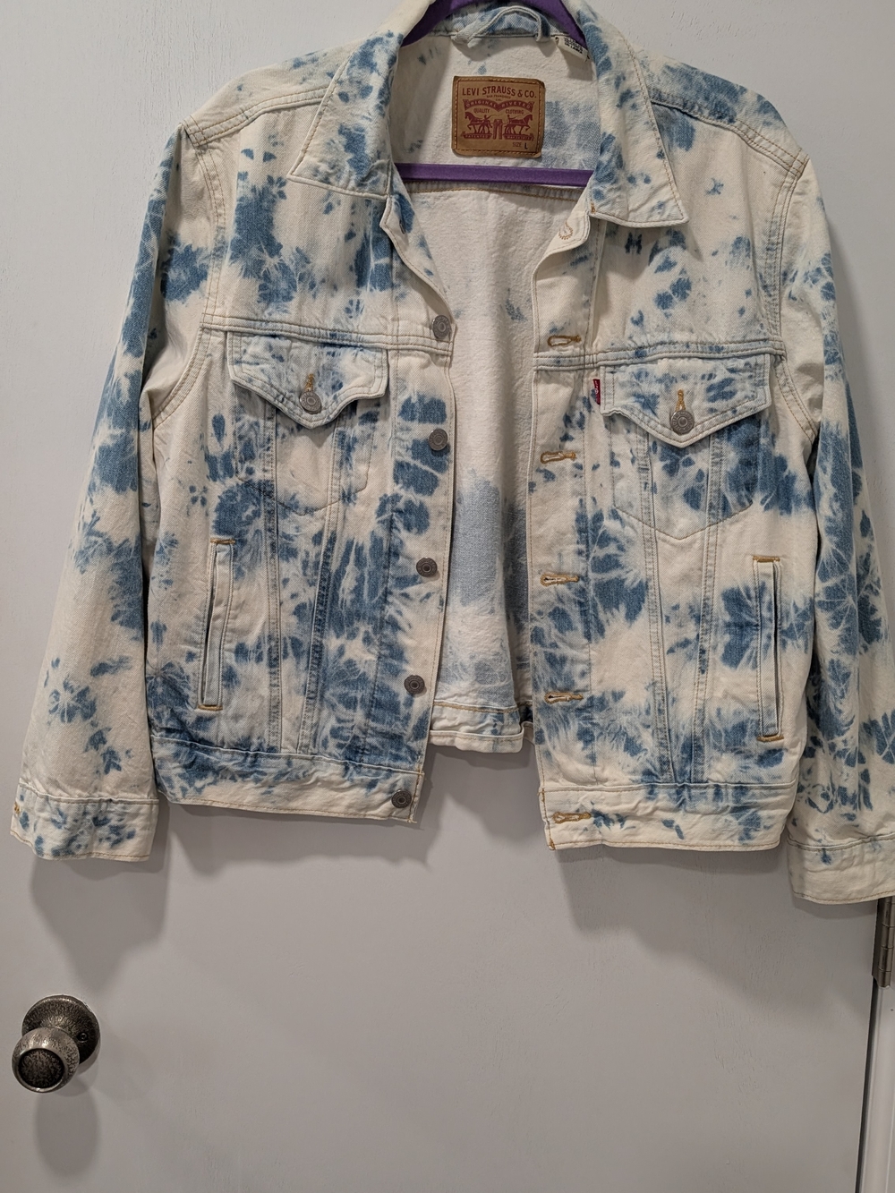 Levi's Women's Blue and Cream Tie-Dye Denim Trucker Jacket